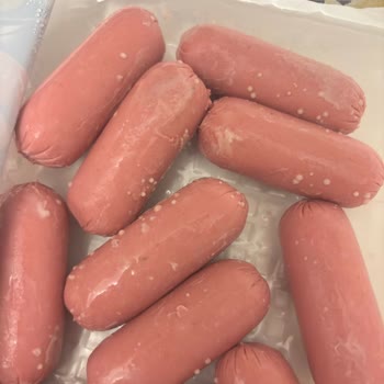 Snowy Market'ten Namet Sosislerinde Beyaz Noktalar Ve Sağlık Endişesi