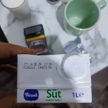 A101'de Satılan Sütlerin Bozulmuş Olması Ve Çocuk Sağlığına Tehdit