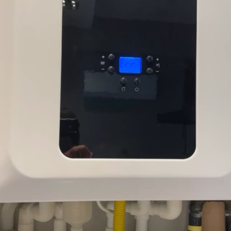 Daikin Kombimde 39 Gün Çözülmeyen Arıza Ve Yetersiz Servis