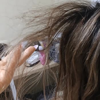 Olcay Yılmaz Adana Kuaför Saçlarım Bir Anda Kül Olmuş Gibi Paramparça Hale Geldi