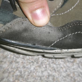 Kısa Sürede Yırtılan Ayakkabının Değişim Reddi