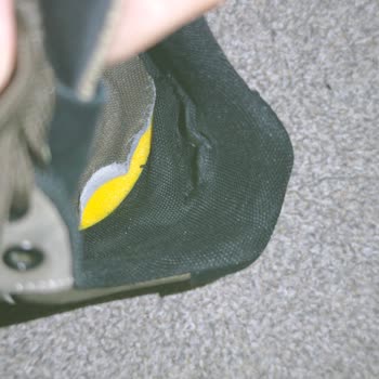 Kısa Sürede Yırtılan Ayakkabının Değişim Reddi