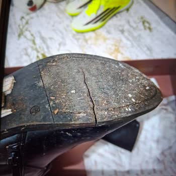 Derimod Çizmelerde Erken Yırtılma Ve Müşteri Hizmetindeki İlgisizlik