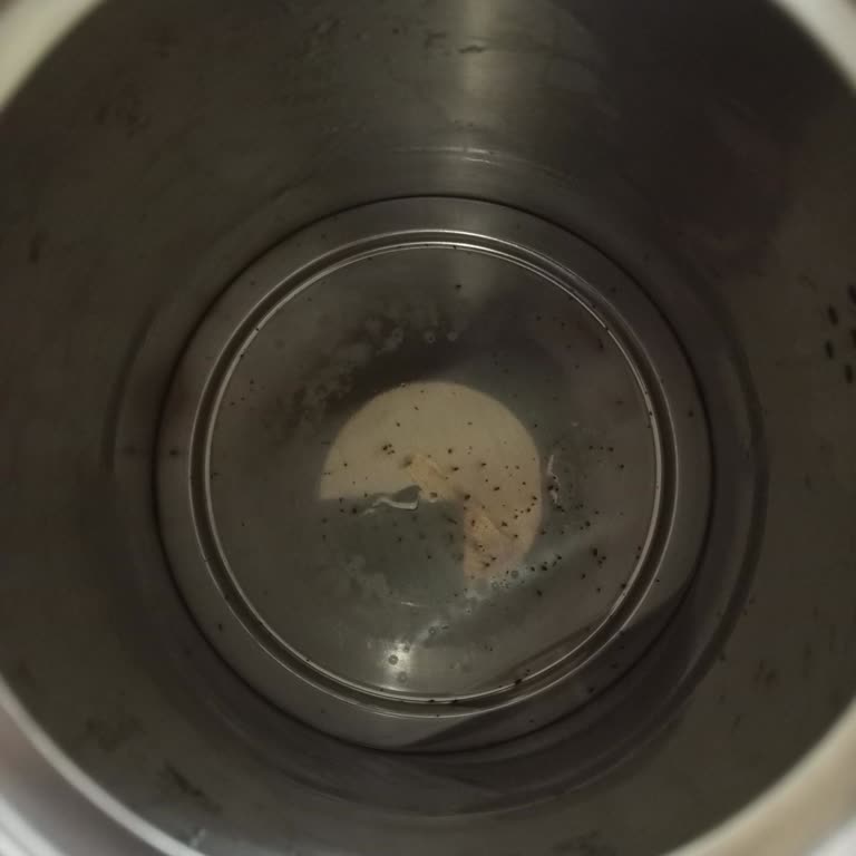 Karaca Çay Makinesi Tabanında Paslanma Oldu!