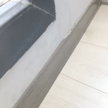 Dikmece TOKİ Dairede Su Sızması Ve Rutubet Sorunu Acil Müdahale Gerekiyor