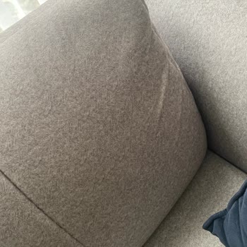 Kelebek Mobilya Libya Koltuk Takımında Tekrarlayan Kumaş Bozulması