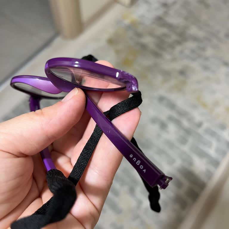 Gafas infantiles Vogue se rompen por segunda vez sin caída, pido cambio