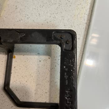 Garanti Süresi İçinde Paslanma, Kırılma Ve Arızalar Yaşayan Set Üstü Ocak İçin Ürün Değişimi Talebi