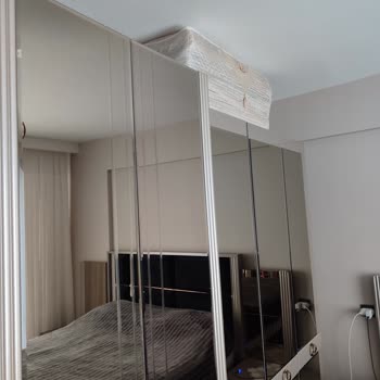 Yanlış Renkli Ayna Ve Gıcırdayan Yatak İçin Hemen Çözüm Talebi