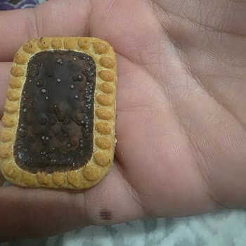 Eti Bitter Çikolatalı Bisküvide Küflenme ve Şekerlenme Sorunu