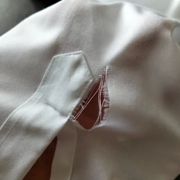 İlk Kullanımda Dirsekten Yırtılan Gömlek İçin Değişim Reddi