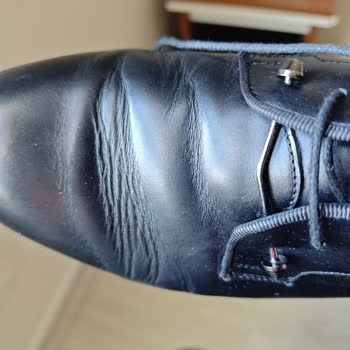 Tamer Tanca Ayakkabısının Tek Kullanımda Çatlaması Ve İade Talebi