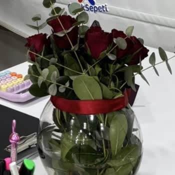 Eksik Ve Görselden Farklı Çiçek Gönderimi Teslimat Sorunu