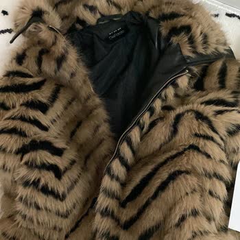 DeFacto Alakasız Ürün Gönderimi Ve Mağaza Yardımsızlığı