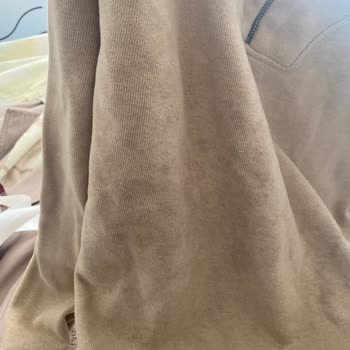 Tudors Mağazasında Değişim Sürecinin Şeffaf Olmaması Ve Üründe Oluşan Leke Sorunu