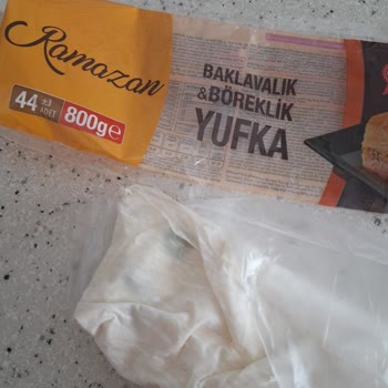 İki Pakette De Küflü Yufka: Sağlık Ve Hijyen Endişesi