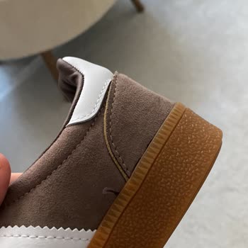 Kusurlu Ayakkabı İçin İade Reddedildi, Ek Kargo Ücreti İstendi