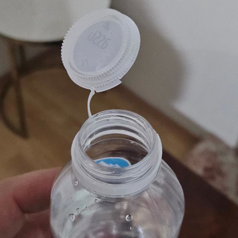 Assu Şişelerin Kapak Kısmı Çok Keskin