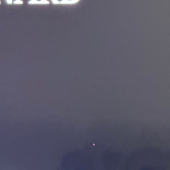 Samsung Servisi Beyaz Nokta Sorununu Kullanıcı Hatası Diyor Ve 30.000 TL Ücret Talep Ediyor