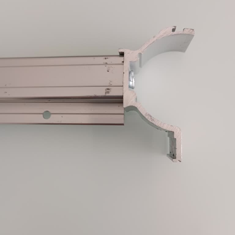 Gönderilen Ürün Görseldekiyle Uyuşmadığı İçin Uzayan İade Süreci