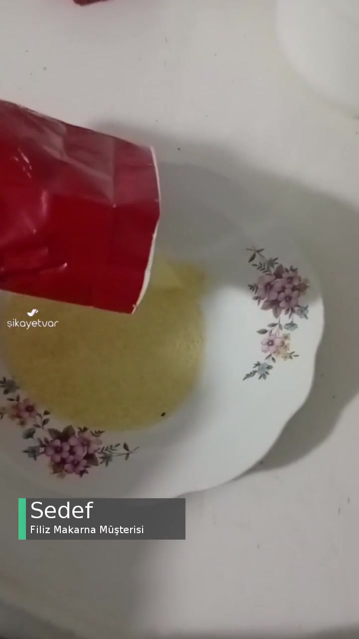 Filiz Ağzı Açılmamış Üründen Böcek Çıktı videonun kapak resmi