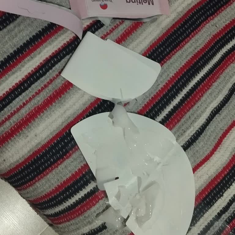 Torium AVM’de Alınan Gratis Maske Paramparça Çıktı, İncelenmesini Talep Ediyorum