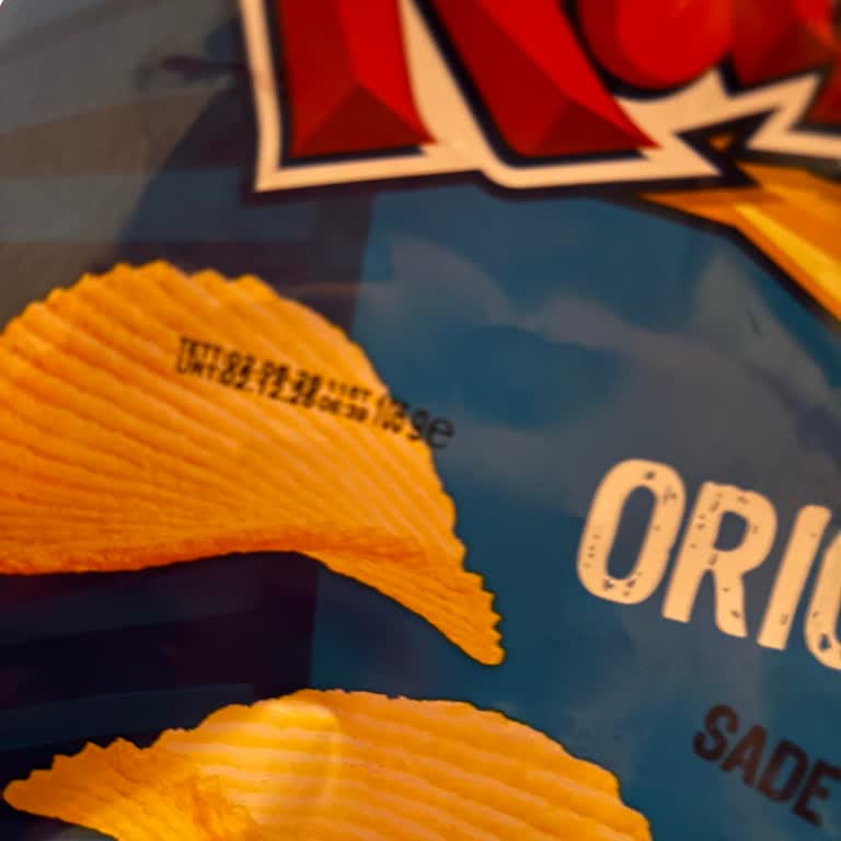 Ruffles Cipsi Sert Ve Tadı Yok, Üretim Tarihi Yanlış Bayat Ürün Şikayeti