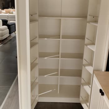 Fiyat Etiketi Olmadan Kiler Dolabı Gösterilmesi Müşteri Güvenini Zedeler