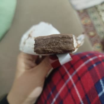 Bozulmuş Ülker Çikolatalı Gofret İçin Para İadesi Ve Sağlık Endişesi