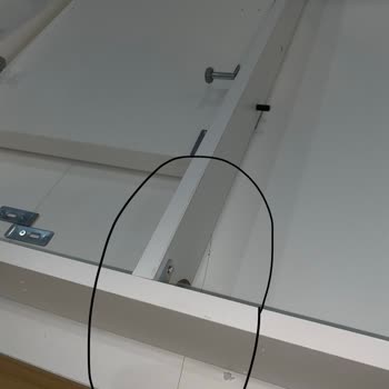 Kelebek Mobilya Della Açılır Kapanır Masa Hasarlı Teslimat