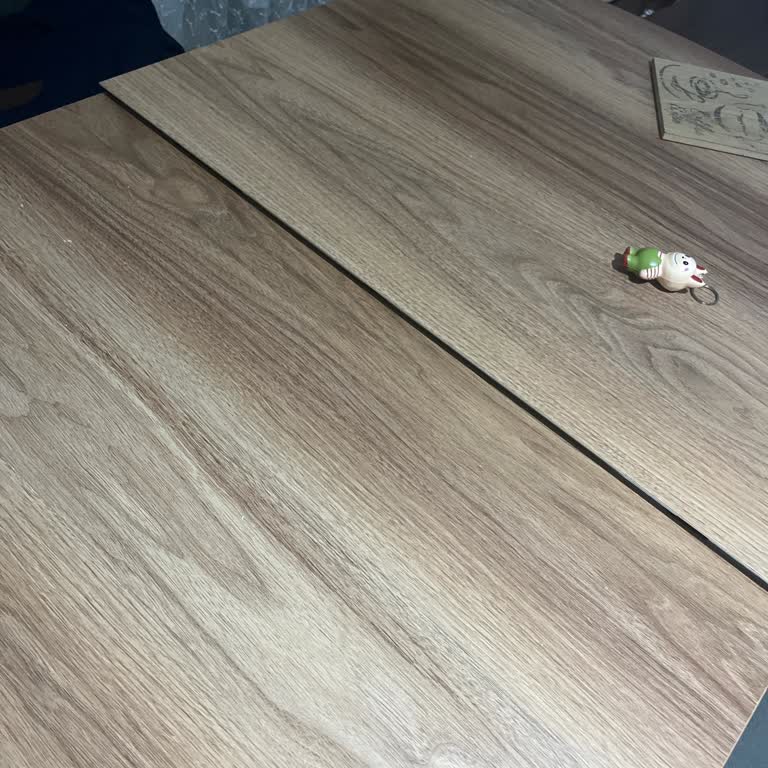 50 Günlük Gecikme, Masada Kurulum Hatası Ve Yanlış Kumaşlı Sandalyeler Nedeniyle Mağduriyet