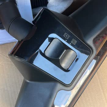 Podium AVM Bosch Bayisinde Eksik Ve Kırık Parçalı Süpürge İçin İade Talebi