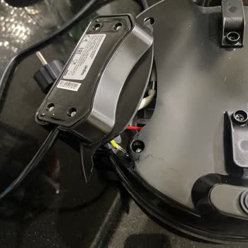 Üç Kullanımda Alt Gövde Çatladı, Ürün Değişimi İstiyorum