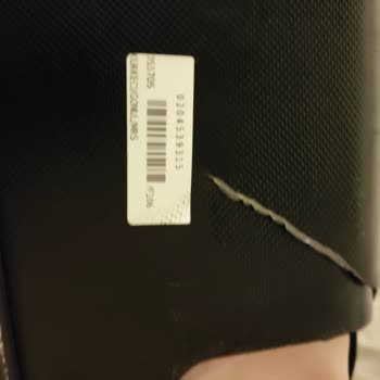 Uçuş Sonrası Valiz Tekerleği Kırıldı: Ücretsiz Tamir Ya Da Değişim Talebi