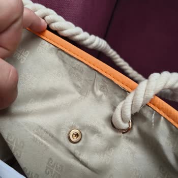 Omuz Çantası Onarım Sonrası Kötü Durum Ve Değişim Talebi