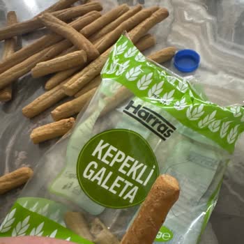 Harras Kepekli Galetada Hamur İçinde Kıllar Bulundu