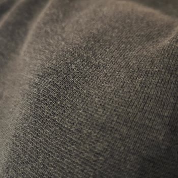 Mavi Kazakta Ölçü Değişimi Ve Pütürlenme, Mağaza Açıklama Ve Çözüm Sunmuyor