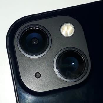 Hepsiburada'dan IPhone 13 Kamera Kusuru İçin Ayıpsız Değişim Talebi