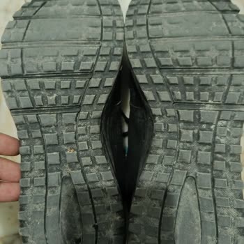 FLO Ayakkabı Snekars Şikayeti