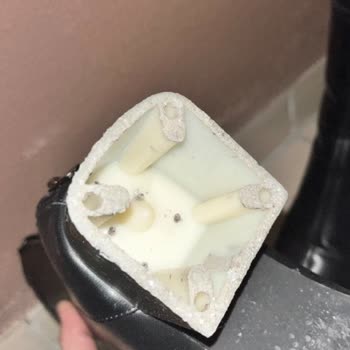 Hepsiburada Üzerinden Alınan Marjin Botta Boya Çözülmesi Ve Topuk Düşmesi Kalite Sorunu