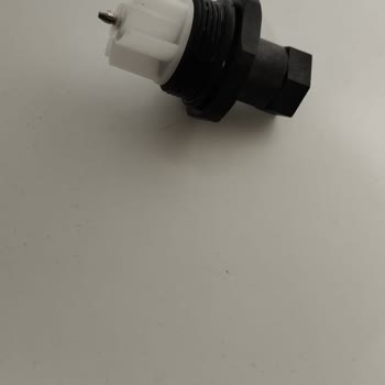 Baymak Servisinde Ücretli Parça Değişimi Ve Çözülmeyen Kombi Sorunu