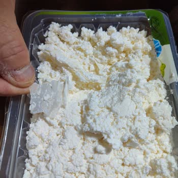 Torku Lor Peynirinde Üretim Hatası: Plastik Parçacıklar Çıktı