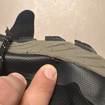 Skechers Max Protect Ayakkabısında Kısa Sürede Yan Açılması