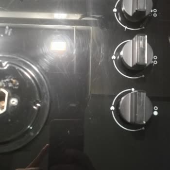 Garanti Süresindeki Cam Ocakta Çizik Ve Leke Sorunu İçin Ürün Değişimi Talebi