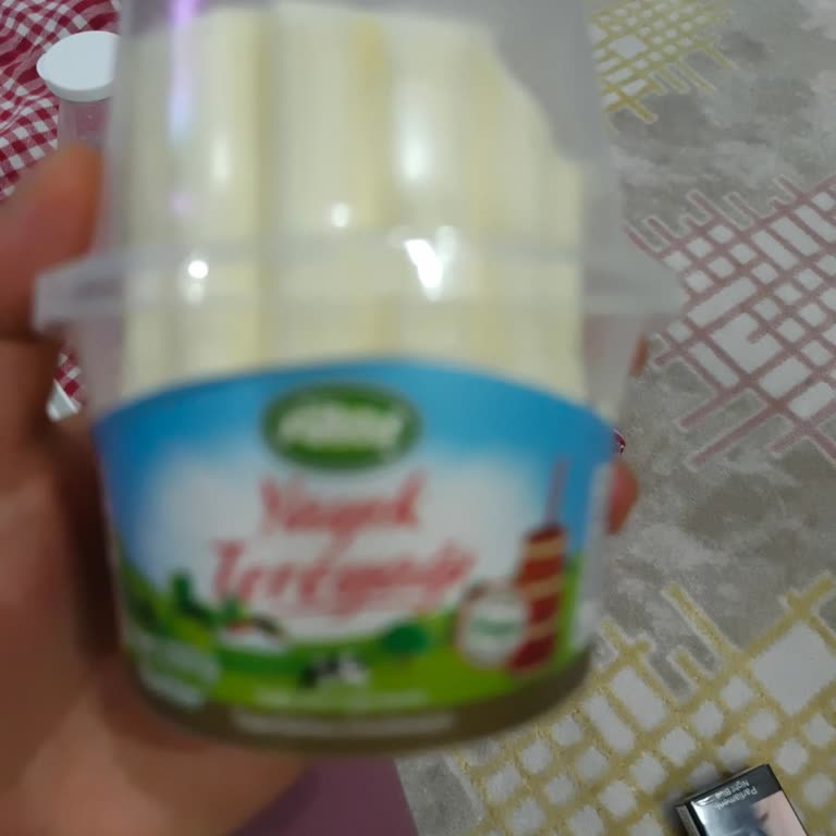 Tereyağı Beklerken Margarin Tadında Ürün