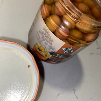 Ankara Keçiören BİM Şubesinde Ürünün Kapağında Sinek Görülmesi Ve İade Talebi