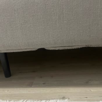 Divanev Ankara Şubesinde Baza Başlığı Kısa Sürede Deforme Oldu, Değişim Talep Ediyorum