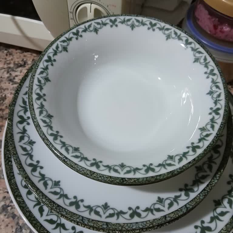 Yanlış Gönderilen Yemek Takımı İçin Doğru Ürün Talebi