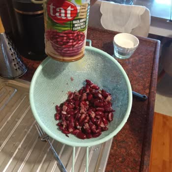 Tat Konserve Meksika Fasulyesinde Yarı Yarısı Ezik Çıktı