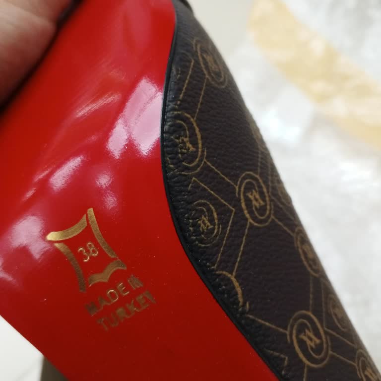 Shopier Üzerinden Yanlış Ayakkabı Gönderimi Ve Cevapsız Değişim Talebi